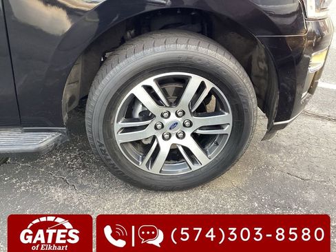Used 2024 Ford Expedition Limited AWD/4WD image 38