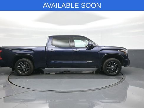 Used 2023 Toyota Tundra Platinum w/ Advanced Package AWD/4WD image 8