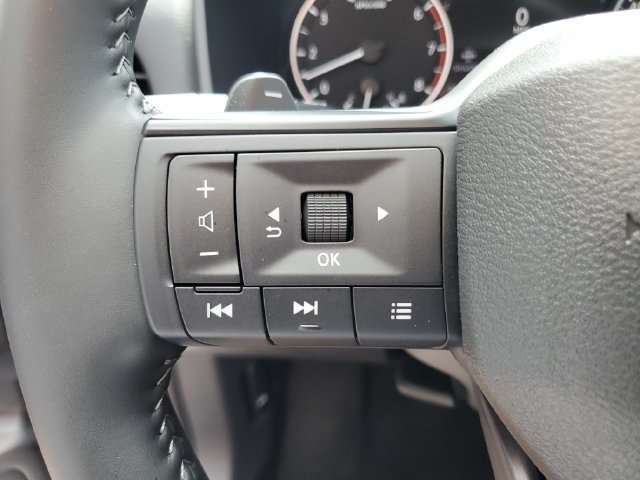 Certified 2026 Nissan Rogue SV FWD image 18