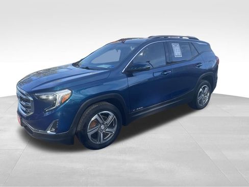 Used 2020 GMC Terrain SLT image 2