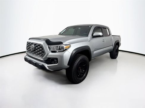 Used 2023 Toyota Tacoma TRD Off-Road w/ Technology Package image 2