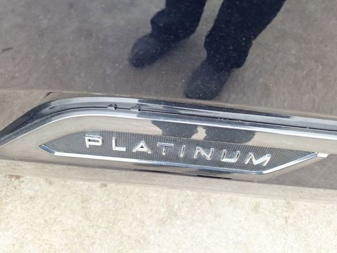 Used 2025 Toyota Tundra Platinum image 15