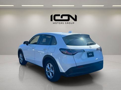 Used 2025 Honda HR-V LX image 3