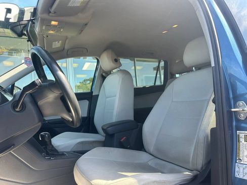 Used 2020 Volkswagen Tiguan SE FWD image 8