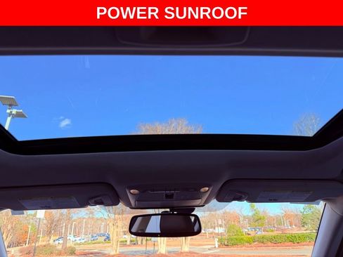 Used 2019 INFINITI Q50 Luxe w/ Essential Package (3.0T Luxe) image 7