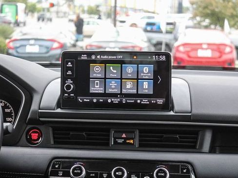 Used 2025 Honda Pilot EX-L image 19