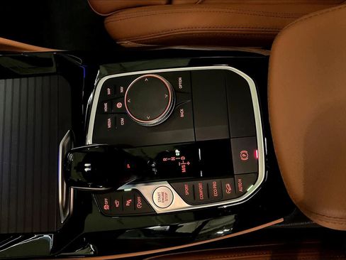 Used 2023 BMW X4 xDrive30i w/ Premium Package image 15