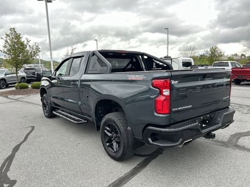 Used 2019 Chevrolet Silverado 1500 Custom Trail Boss AWD/4WD image 5
