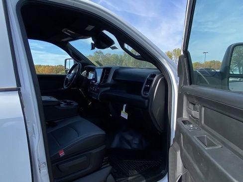New 2023 RAM 3500 Tradesman w/ Safety Group image 27