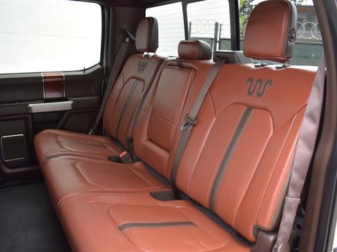 Used 2018 Ford F150 King Ranch w/ Equipment Group 601A Luxury AWD/4WD image 32