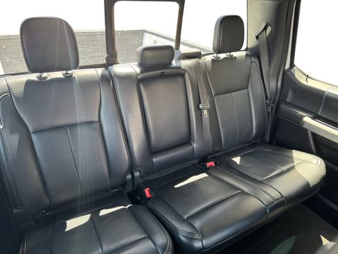 Used 2020 Ford F150 Lariat w/ Equipment Group 502A Luxury AWD/4WD image 16