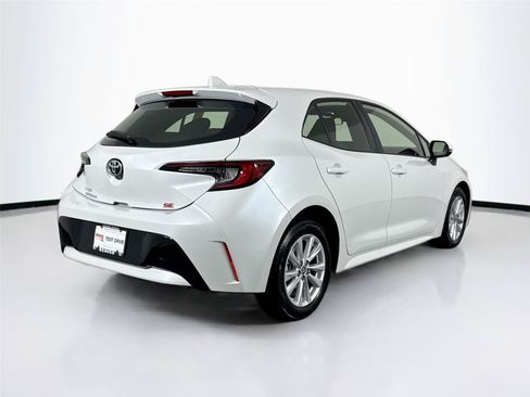 Certified 2025 Toyota Corolla SE FWD image 2