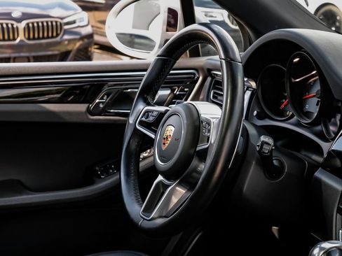 Used 2021 Porsche Macan S AWD/4WD image 13