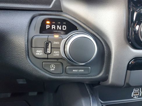 New 2026 RAM 1500 Express image 18