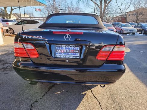 Used 2000 Mercedes-Benz CLK 320 Cabriolet image 8