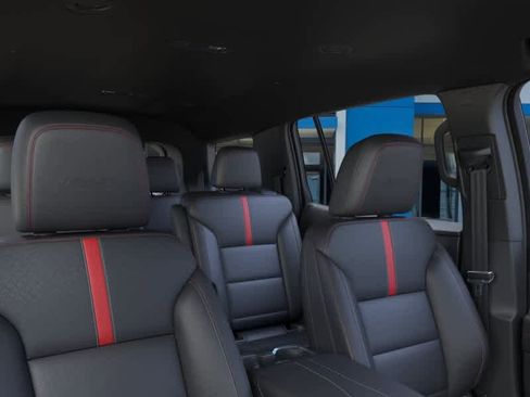 New 2026 Chevrolet Traverse RS image 24