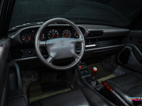 Used 1997 Porsche 911 Carrera image 4