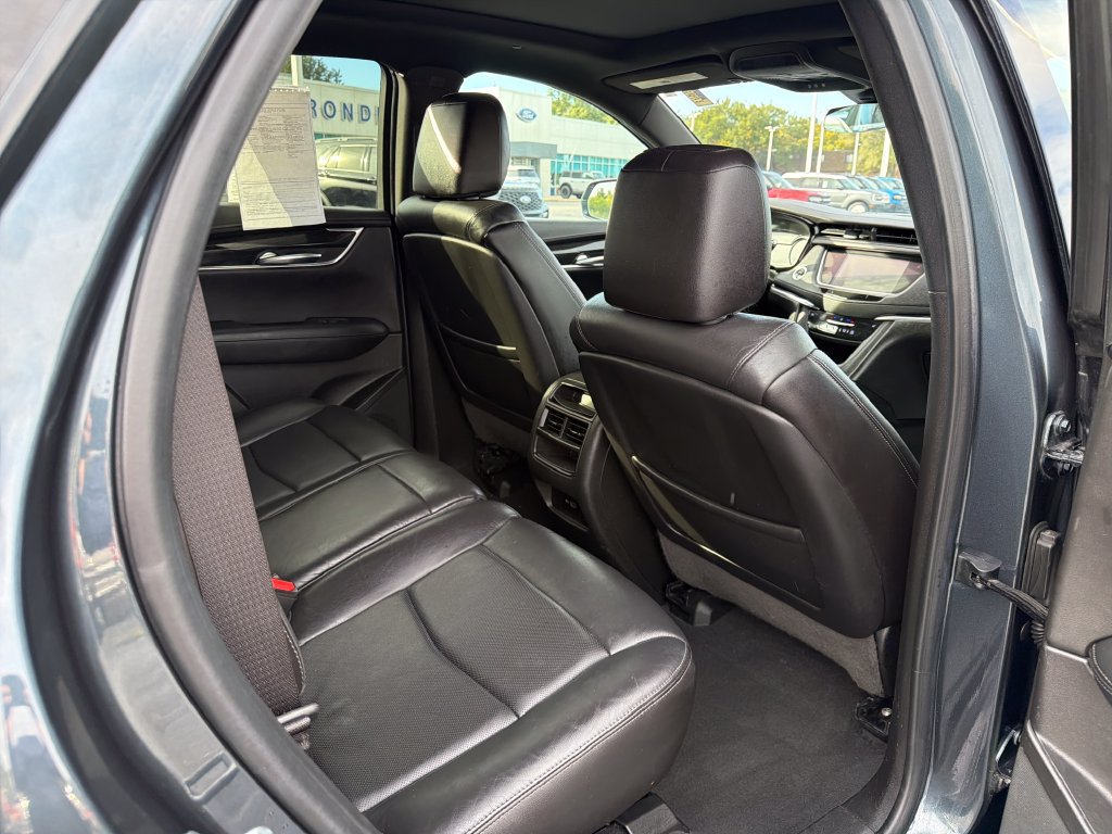 Used 2020 Cadillac XT5 Premium Luxury AWD/4WD image 12