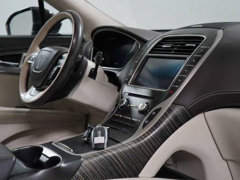 Used 2019 Lincoln Nautilus Black Label AWD/4WD image 43