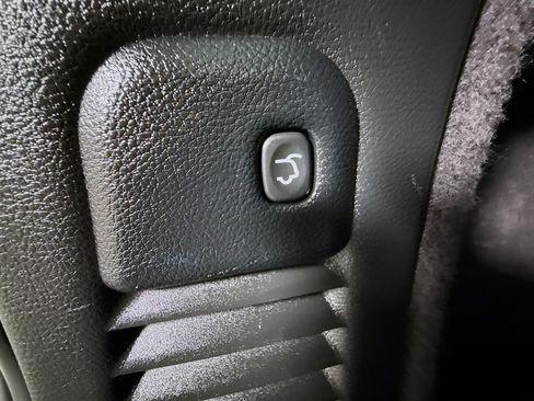 Used 2025 Dodge Durango GT image 42