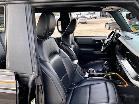 Used 2023 Ford Bronco Badlands image 29