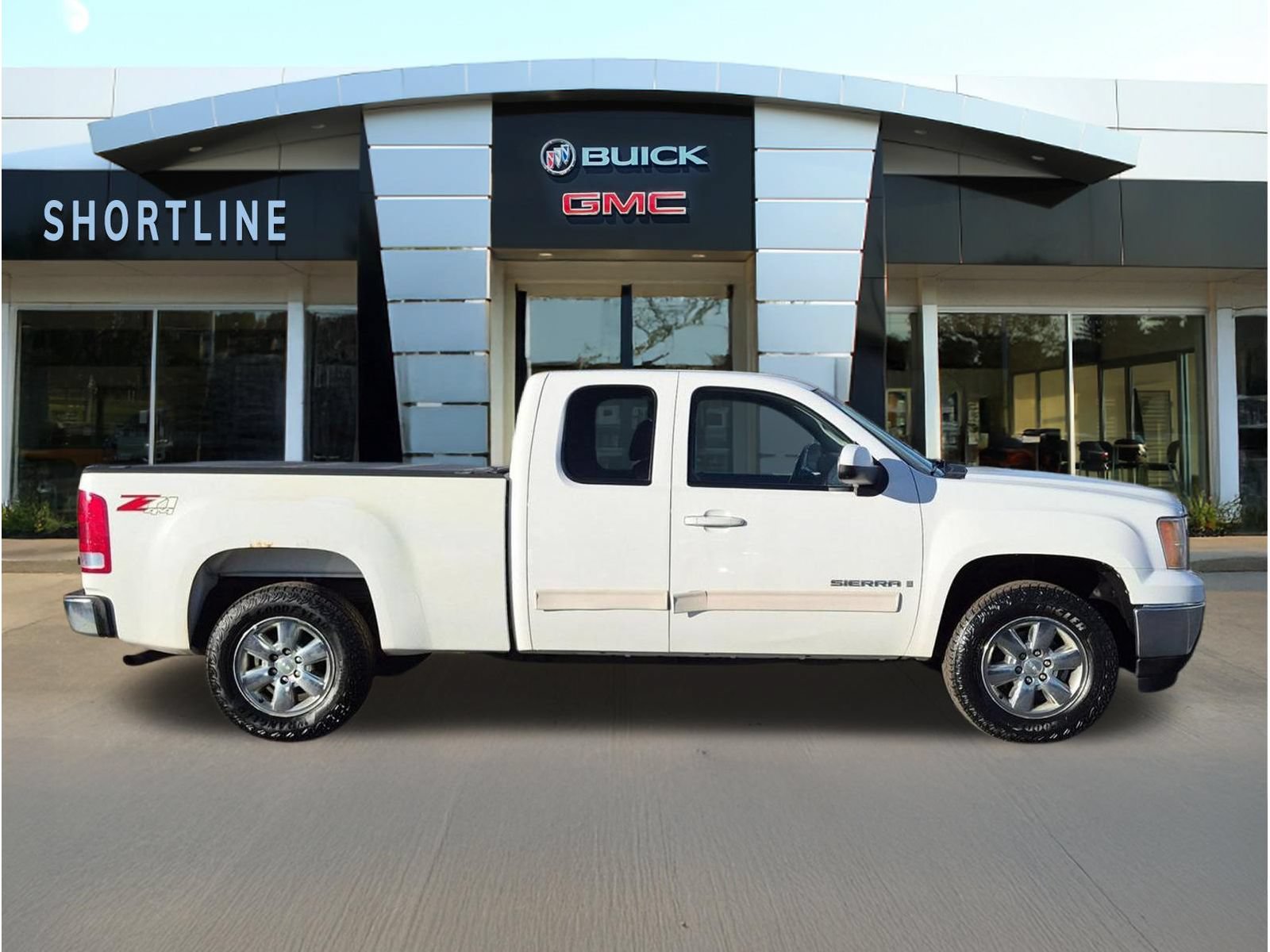 Used 2009 GMC Sierra 1500 SLT w/ SLT Convenience Package AWD/4WD image 2