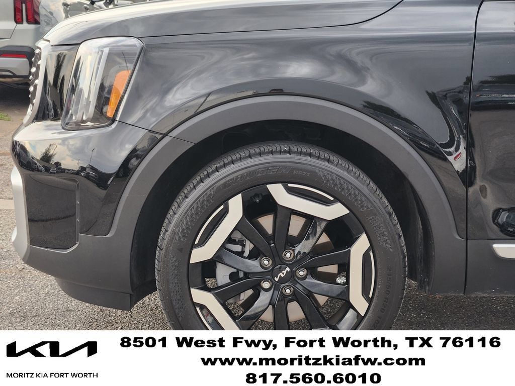 Certified 2025 Kia Telluride S FWD image 8