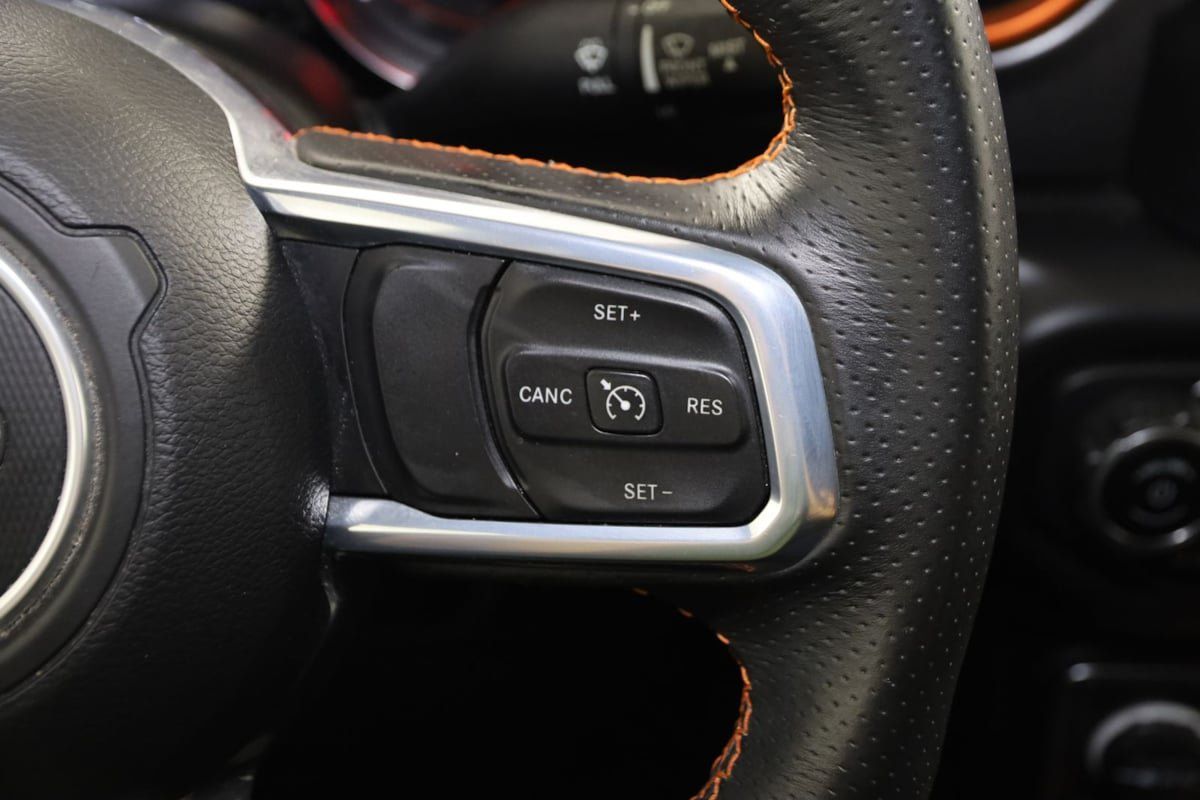 Used 2021 Jeep Gladiator Mojave w/ LED Lighting Group AWD/4WD image 29