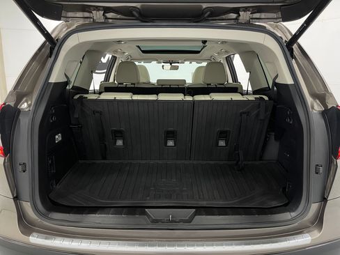 Used 2021 Subaru Ascent Limited w/ Technology Package AWD/4WD image 27