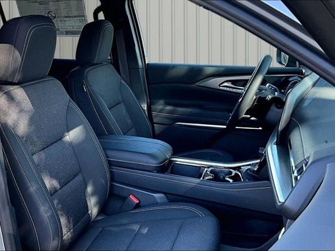 New 2026 Chevrolet Traverse LT w/ Driver Confidence Package image 5