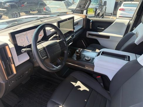 Used 2025 GMC Hummer EV 3X AWD/4WD image 19
