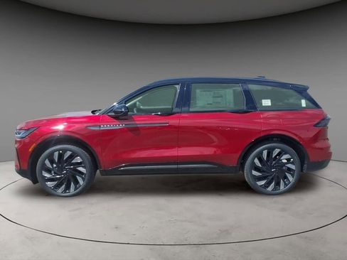 New 2026 Lincoln Nautilus Reserve w/ Jet Appearance Package AWD/4WD image 2