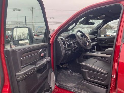 New 2026 RAM 2500 Laramie AWD/4WD image 15
