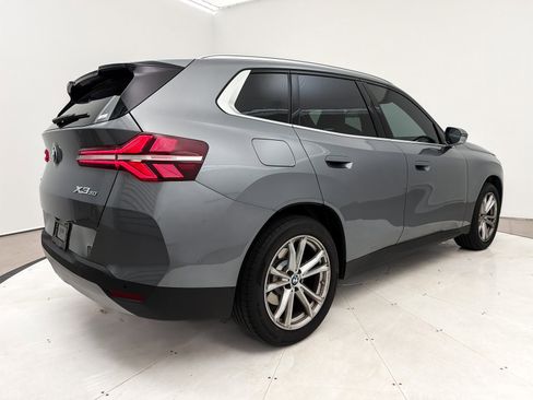 Used 2025 BMW X3 xDrive30i w/ Convenience Package image 17