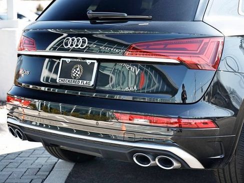 Certified 2024 Audi SQ5 Premium AWD/4WD image 8