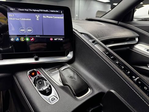 Used 2020 Chevrolet Corvette Stingray Coupe w/ 1LT image 25