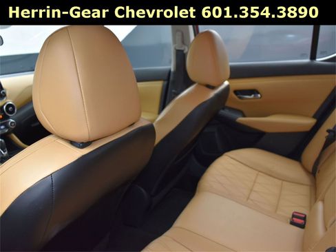 Used 2020 Nissan Sentra SV w/ SV Premium Package image 15