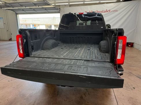 Used 2024 Ford F250 XLT image 19