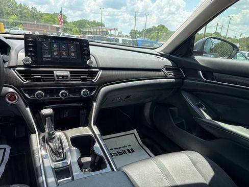 Used 2019 Honda Accord EX image 20