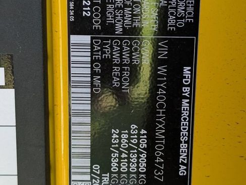 Used 2021 Mercedes-Benz Sprinter 2500 w/ Acoustic Package image 31