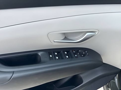 Used 2025 Hyundai Tucson SEL FWD image 22