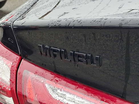 Used 2020 Chevrolet Malibu LT w/ Midnight Edition image 29