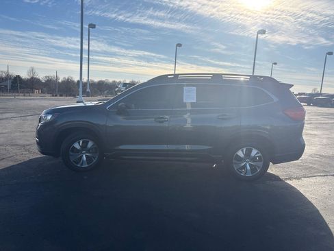 Used 2022 Subaru Ascent Premium w/ Convenience Package image 5