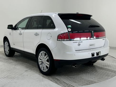 Used 2009 Lincoln MKX 2WD image 3