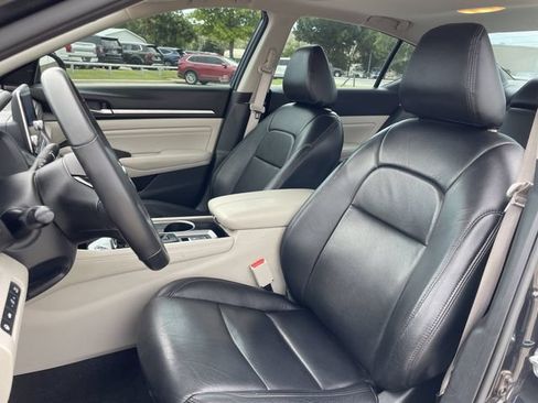 Used 2022 Nissan Altima 2.5 Platinum AWD/4WD image 25