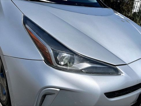 Used 2022 Toyota Prius XLE FWD image 29