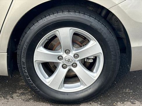 Certified 2017 Toyota Sienna LE image 18