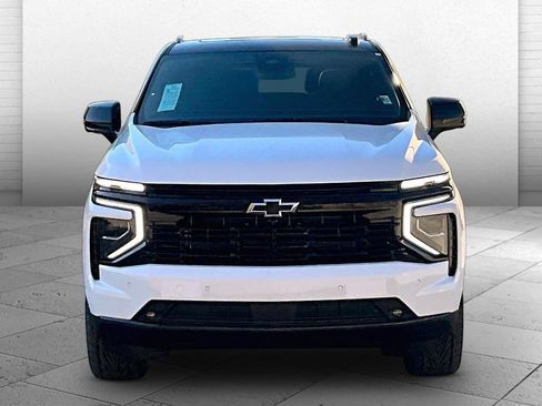 New 2026 Chevrolet Suburban RST w/ RST Capability Package AWD/4WD image 12
