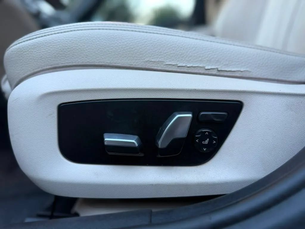 Used 2017 BMW 530i RWD image 41