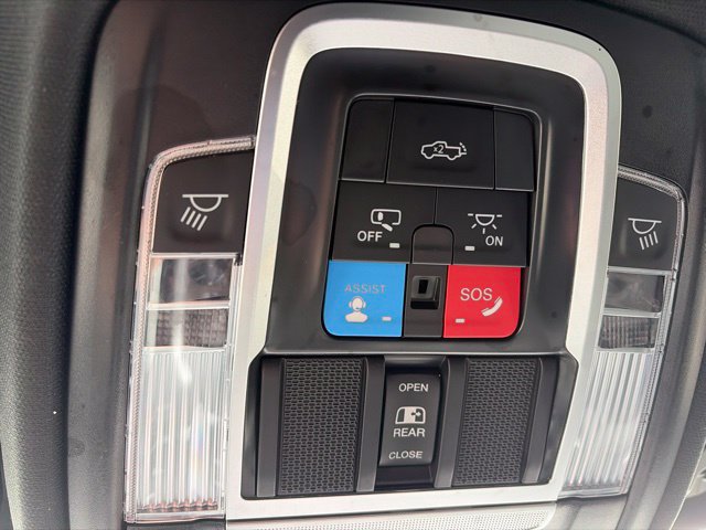 Used 2025 RAM 1500 Big Horn AWD/4WD image 22